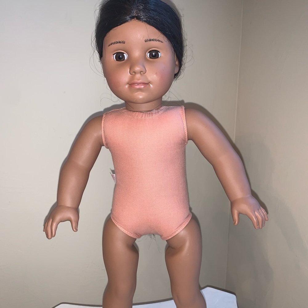Pleasant Company a American girl Doll black hair Brown eyes .